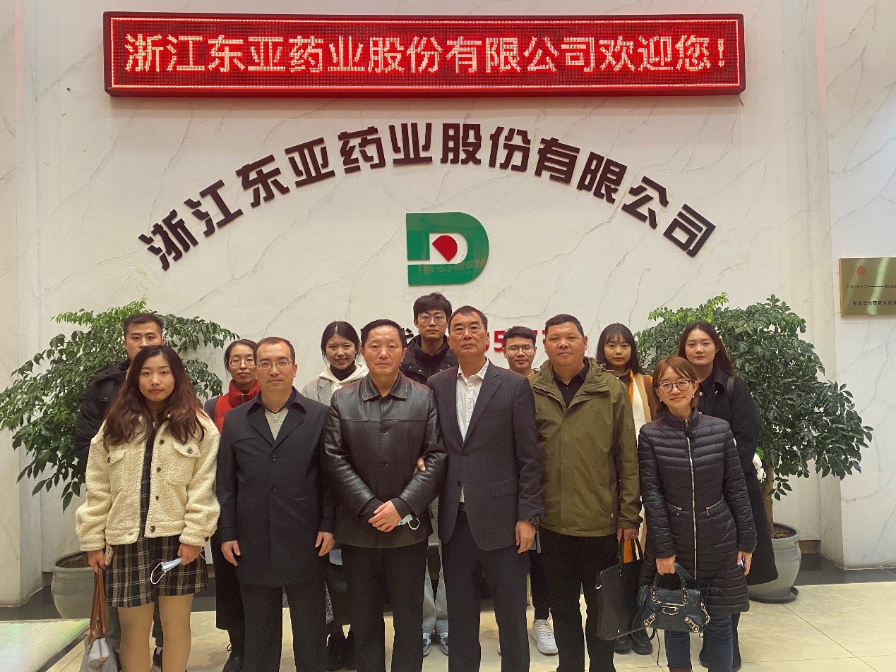 卡卡湾厅·平台(中国区)官方网站